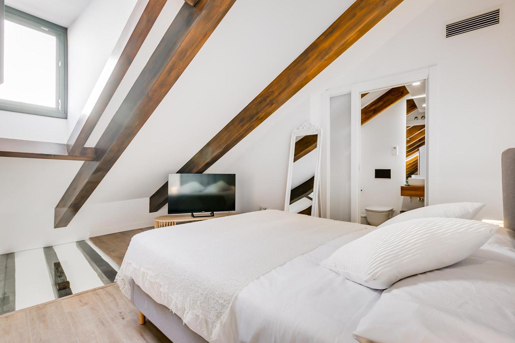 Palacio De Bobadilla Suites Куэнка Экстерьер фото